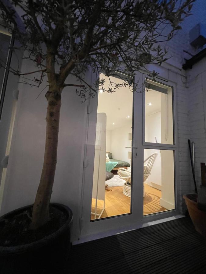 Chic 3 Bedroom Flat With Private Terrace In Holloway Near Finsbury Park Londres Exterior foto