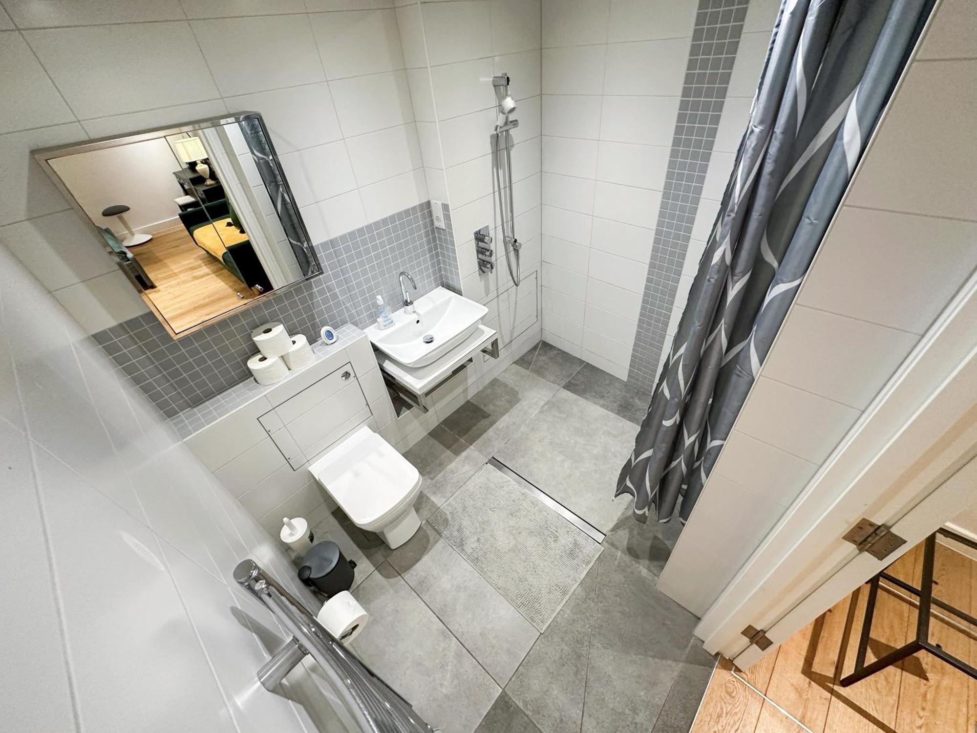 Chic 3 Bedroom Flat With Private Terrace In Holloway Near Finsbury Park Londres Exterior foto